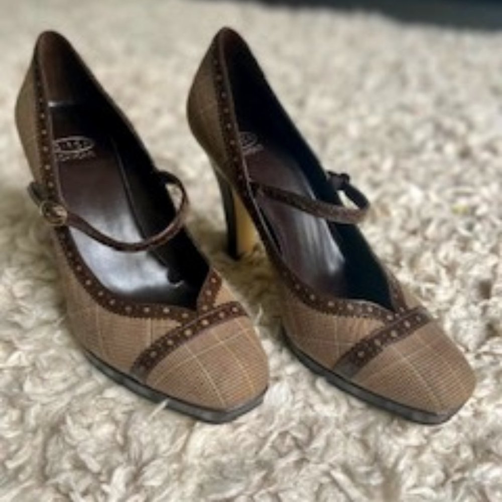 Joan & David Brown and Tan Plaid pumps with patent leather scalloped detail
